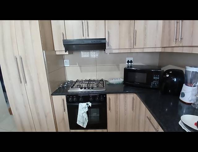 3 BEDROOM HOUSE FOR SALE IN BURLINGTON HEIGHTS